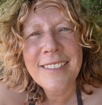 Annemieke - Body oriented psychotherapy