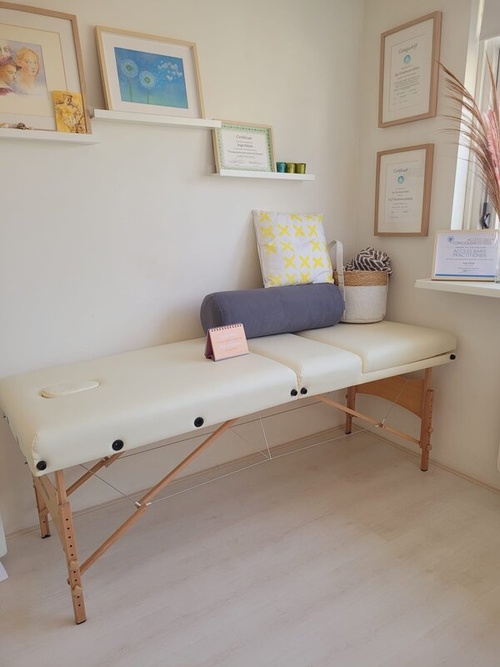 EMDR-hypno-psycho therapist, NLP practitioner, Breathwork, energetic therapist in Zaandam